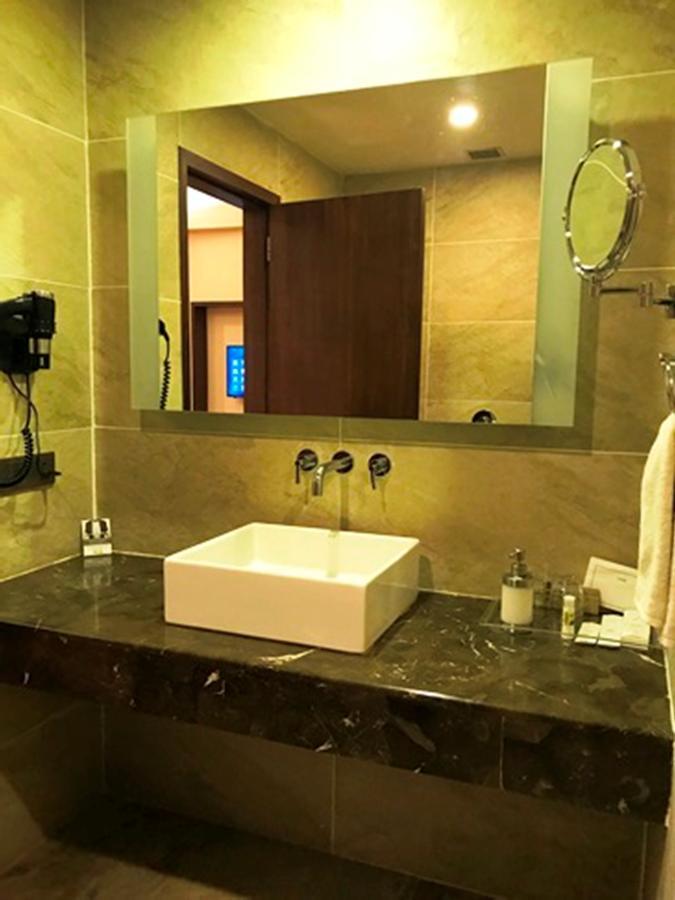 Hotel Central Park Манипала Экстерьер фото